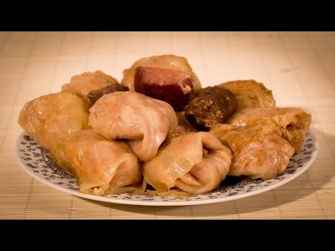 Domaća sarma / Stuffed Cabbage Roll (ENG SUB)